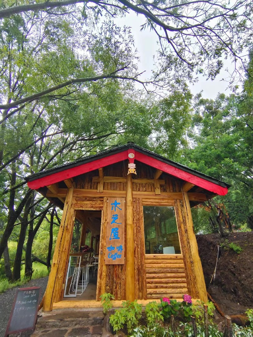 藏在丽江4A级景区里的咖啡屋，你一定不能错过~