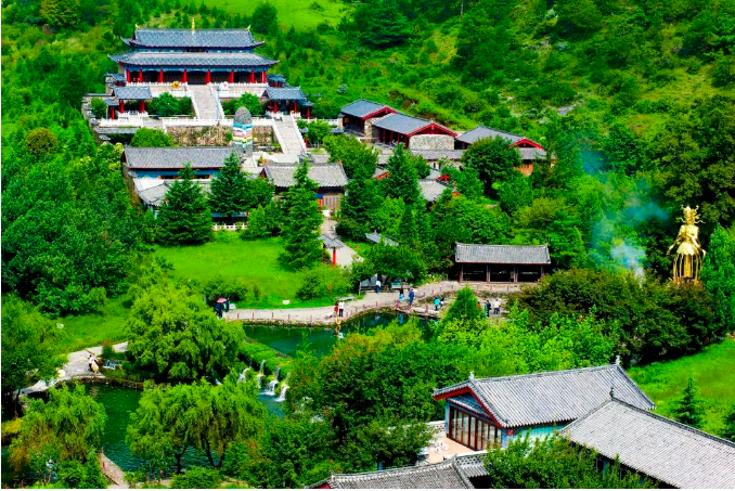 在丽江玉水寨，见山、听水、读人间……