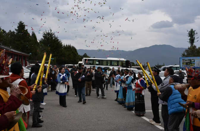 韩国游客情醉玉水寨